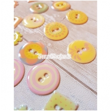 Epoxy buttons 2