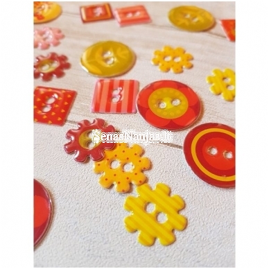 Epoxy buttons 1