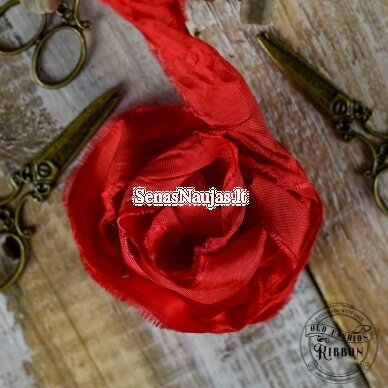 Old-style satin ribbon (red color)