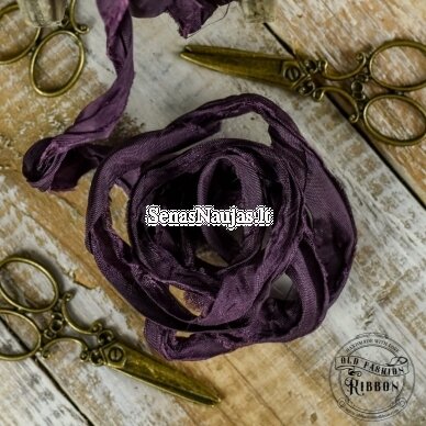 Old-style satin ribbon (plum color)